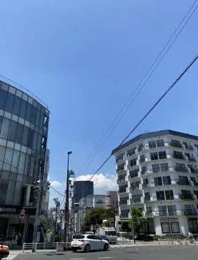 クローチェ神宮前ビルの外観