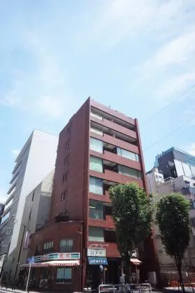 ブロケードビルの外観