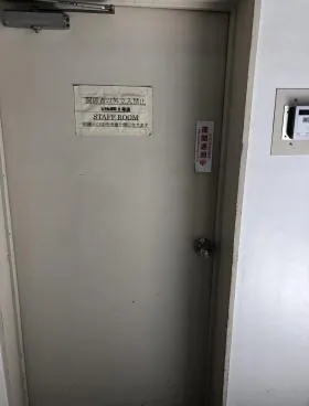 住吉ビルの外観