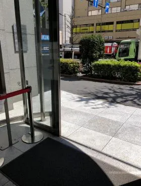 ミクニビルの外観