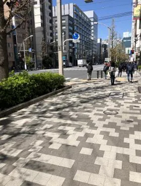 TOKENビルの外観