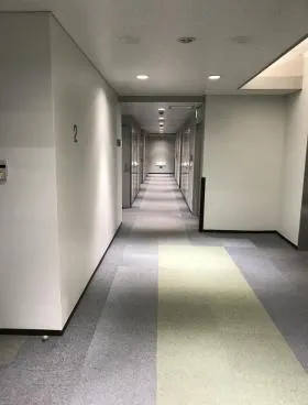 荒井ビルの外観