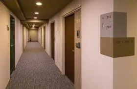 BLOCKS MEGURO 旧:MG目黒駅前ビルの外観