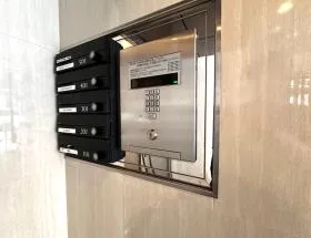 グランデ秋葉原の外観