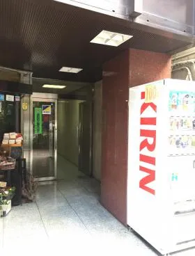 エマタナカビルの外観