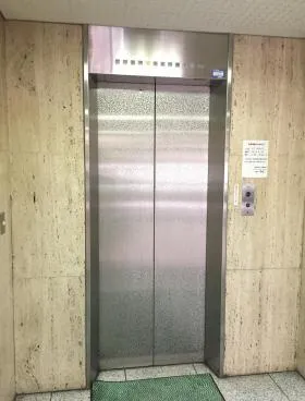 エマタナカビルの外観