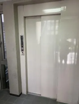トースイビルの外観