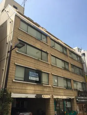麹町4丁目ビルの外観