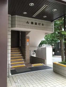 紀尾井町鶴屋ビルの外観
