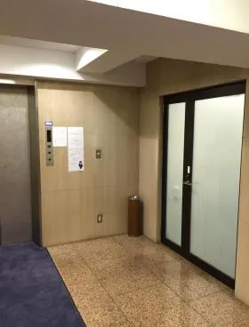 紀尾井町鶴屋ビルの外観