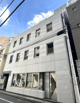 九段鶴屋ビルの外観
