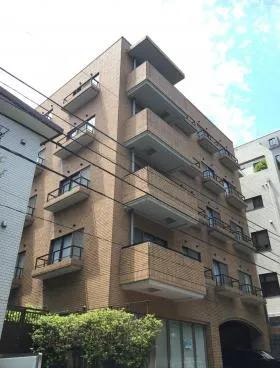 四番町進興ビルの外観