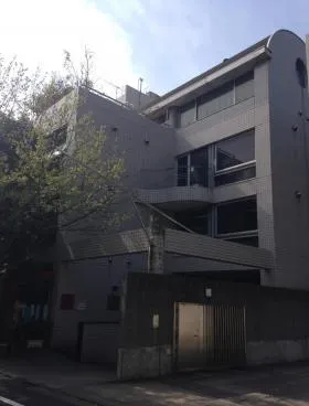 飯田ビルの外観