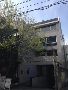 飯田ビルの外観