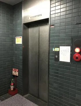 三誠堂ビルの外観