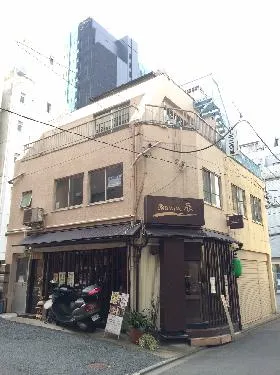 ハーモニ会館の外観