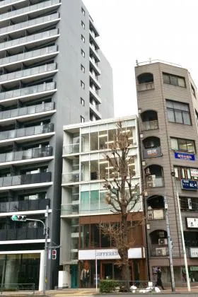 ステージ駿河台の外観