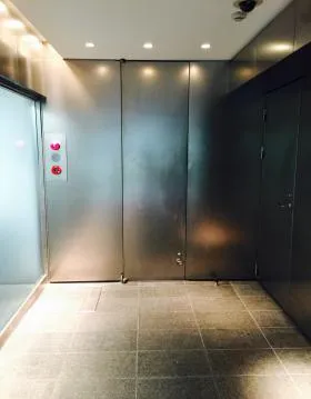 ヴェネオ四番町の外観