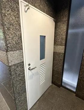 みづまんビルの外観