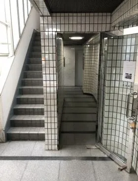 香取ビルアネックスビルの外観