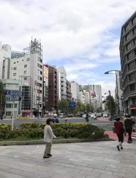 日米商会ビルの外観
