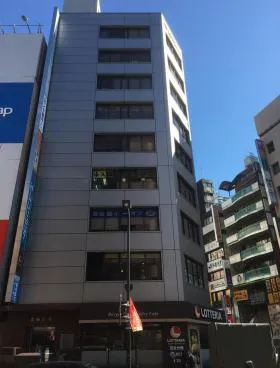 大和ビルの外観