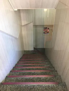 大和ビルの外観