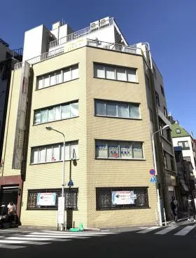 第1岡村ビルの外観