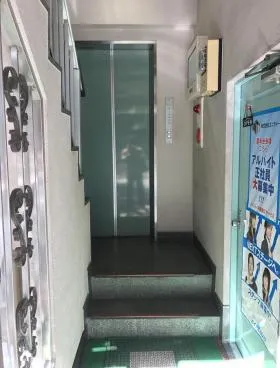 第1岡村ビルの外観