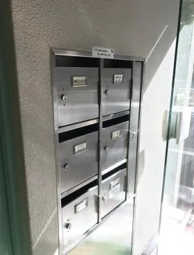 第1岡村ビルの外観