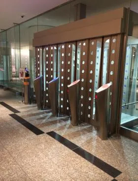 アークヒルズ仙石山森タワーの外観