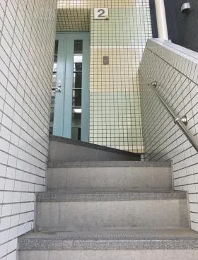 柏屋ビルの外観