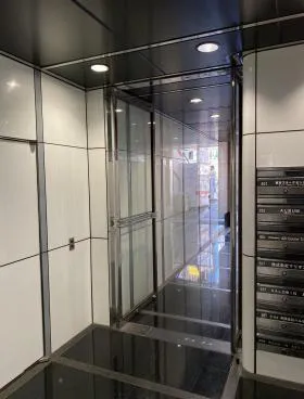 サンポウ綜合ビルの外観