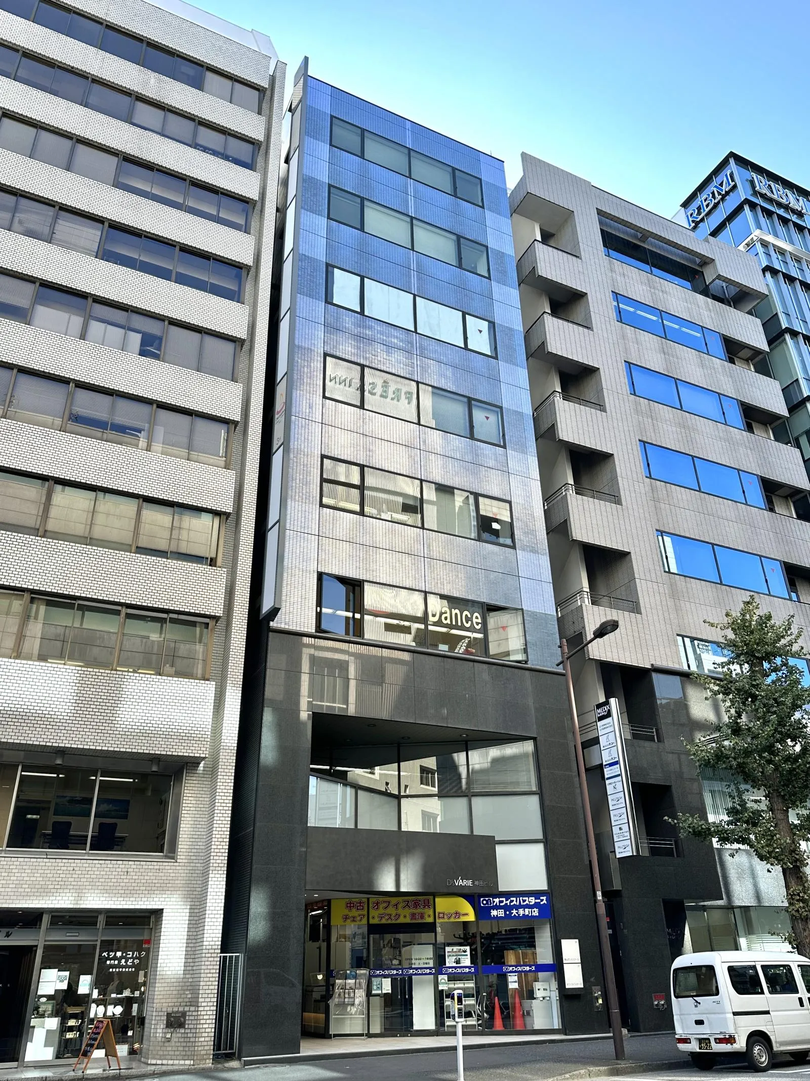 ONEST神田西福田町ビル 旧)D’s VARIE神田ビル