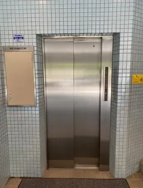アクセス御茶ノ水の外観