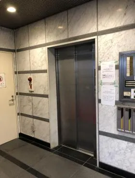 かわなビルの外観