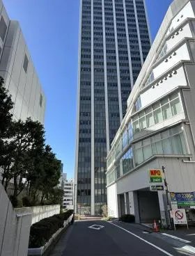 かわなビルの外観