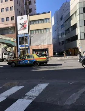 第25SYビルの外観