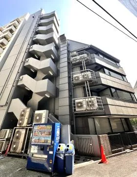 TQ東神田(旧:トーシン東神田)ビルの外観
