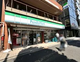 ファミリーマート