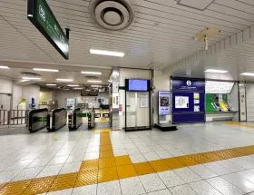 総武線快速「馬喰町駅」