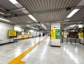 総武線快速「馬喰町駅」