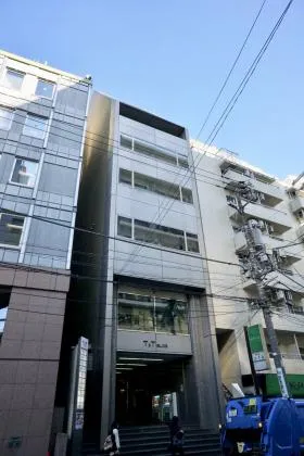T&Tビルの外観