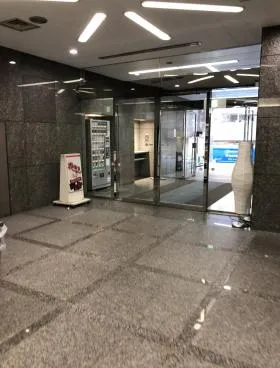 T&Tビルの外観