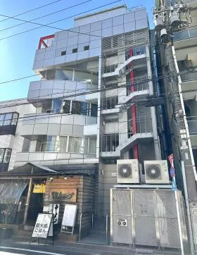 タートル原宿ビルの外観