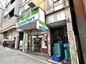 ファミリーマート