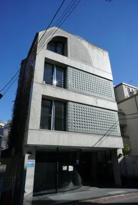 Garden coco神宮前の外観