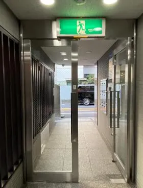 ヤマベビルの外観