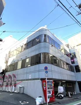 ユニカムビルの外観
