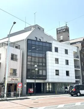 山崎ビルの外観
